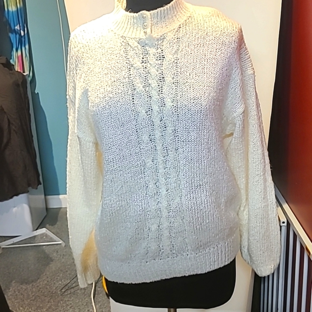 Sterling Harris White Pearl Button Knitted Sweater